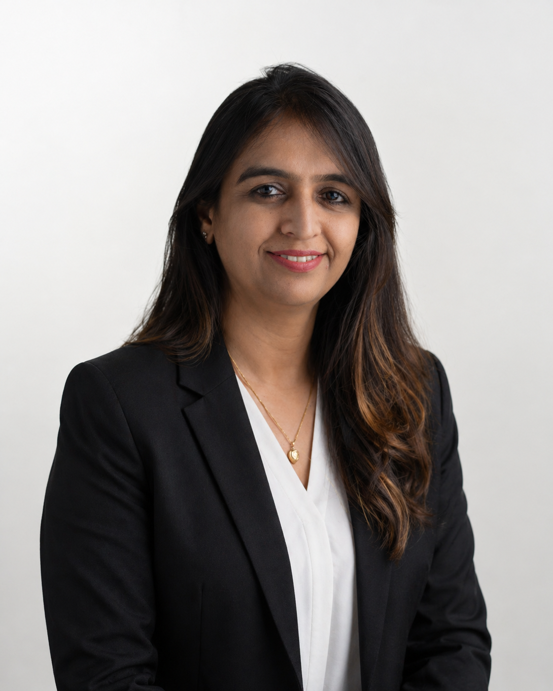 Dr Kirti Longani